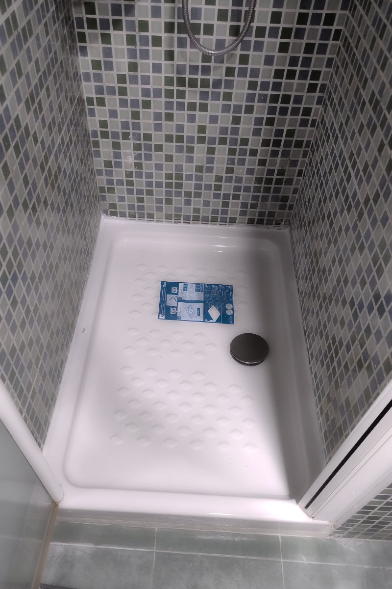 Cambio e instalación de plato de ducha en Mislata, Valencia
